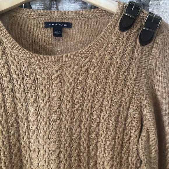 Tommy Hilfiger Tan Cable Knit Buckle Sweater - Picture 1 of 5